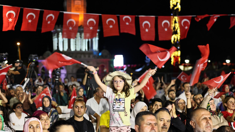 Vali Elban’dan İzmirlilere 15 Temmuz çağrısı: 