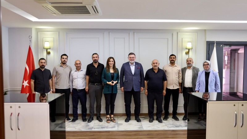 AK Parti İzmir İl Başkanı Saygılı, Vanlılar Derneği heyetini ağırladı