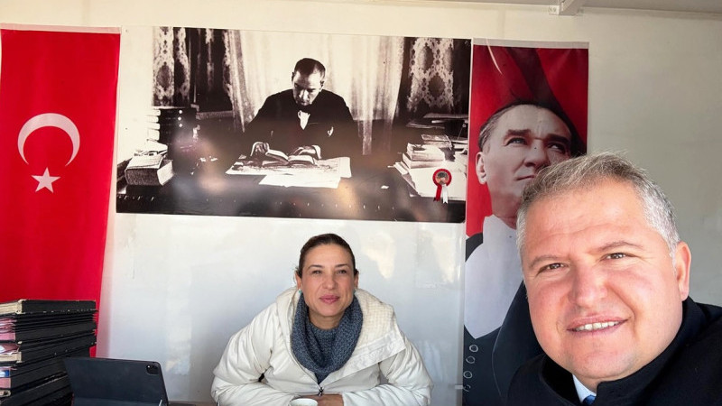 Selçuk ve Urla Belediye Başkanları CHP’den istifa ederek YENİ Parti’ye katıldı