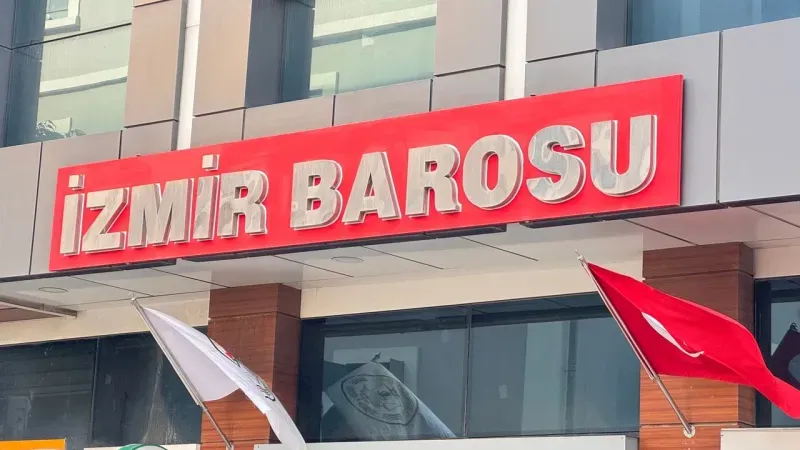 İzmir Barosu'nda seçim heyecanı: Dört aday başkanlık için yarışıyor!