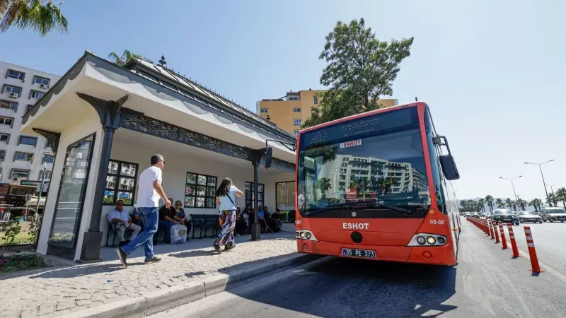 İzmir Büyükşehir Belediyesi’nden fuar ulaşımına ek sefer ayarı