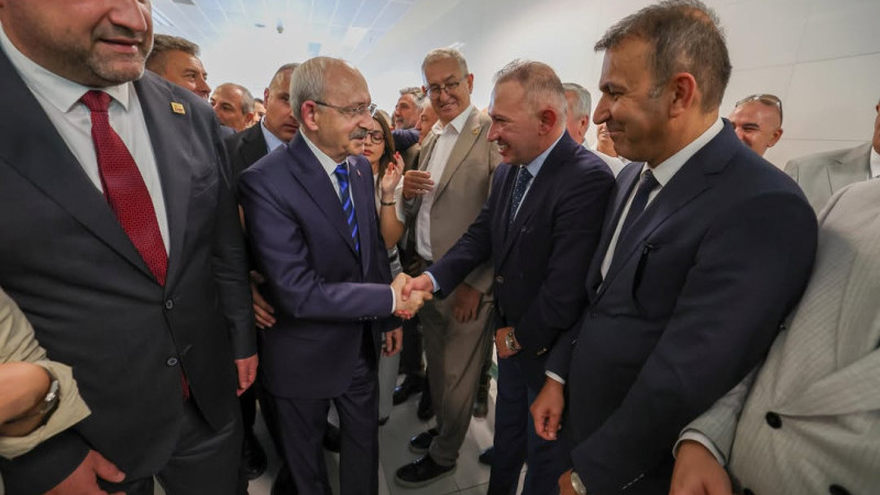 Kılıçdaroğlu’nun İzmir zirvesinde 
