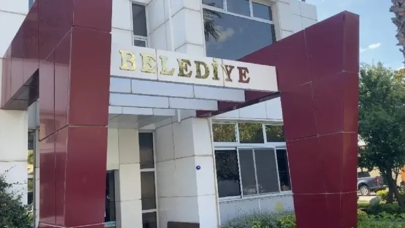 Seferihisar'da rüşvet ve usulsüzlük operasyonunda gözaltı listesi belli oldu