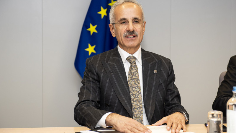 Ulaştırma Bakanı Uraloğlu cuma günü Menderes Belediyesini ziyaret edecek