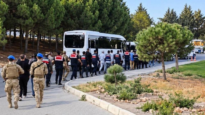 Çeşme Belediyesi operasyonunda yeni gelişme: 12 şüpheli adliyeye sevk edildi