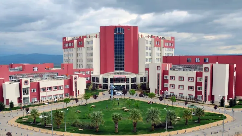 ADÜ'de hastanenin kurtuluşu olacak proje çürümeye terk edildi: Yılda 5,6 Milyon TL kaybediliyor