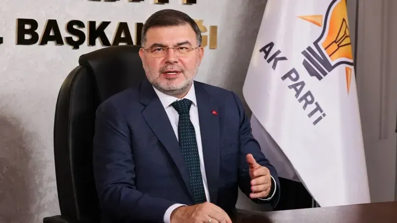 AK Partiili Bilal Saygılı: “İzmir’i çürütüyorlar, çöp sorununu bile çözemiyorlar”