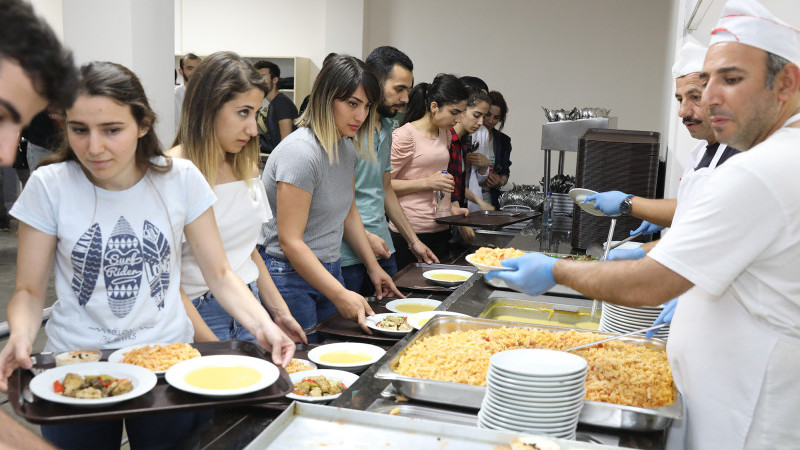 Dokuz Eylül Üniversitesi’nde yemek fiyatlarına yüzde 81,48 zam!