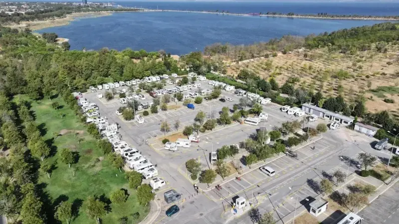 İnciraltı karavan parkı tam kapasiteyle hizmette