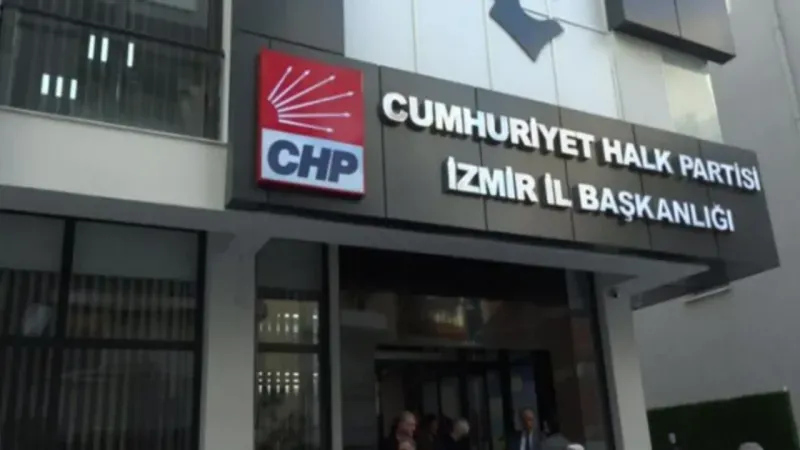 CHP İzmir'de kriz: İlçe başkanı görevden alındı!