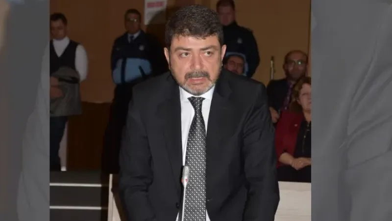 AK Partili Atmaca'dan yemek faturası tepkisi: 'İzmirli'ye kent lokantası, kendilerine rant sofrası'