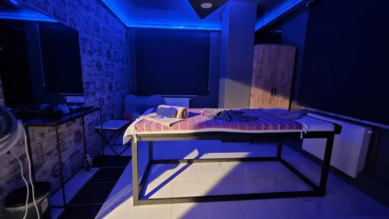 Karşıyaka Belediye Meclisi, masaj salonları için yeni düzenleme getiriyor