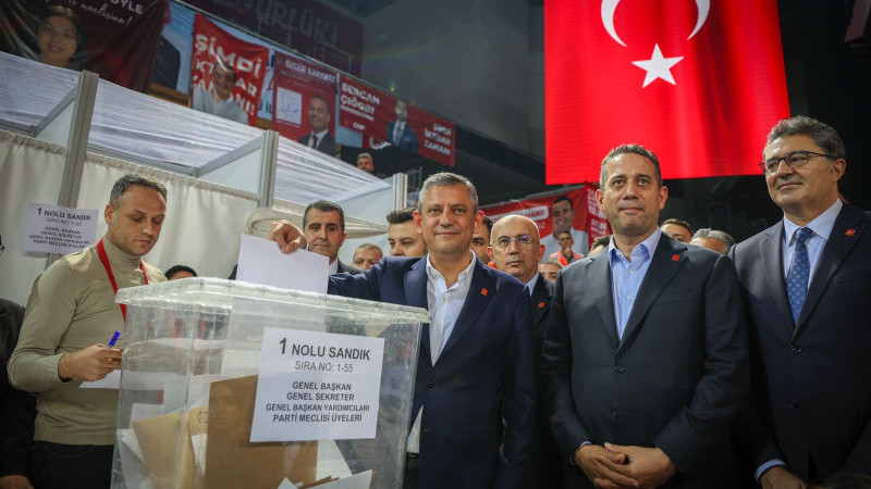 CHP Parti Meclisi’nde İzmir’den 7 isim: Deniz Yücel, Murat Bakan ve Gökçe Gökçen seçildi