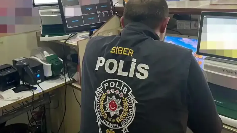 İzmir’de siber suçlara yönelik operasyon!