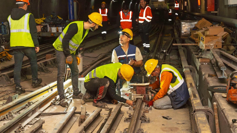 İzmir Metrosu’nda makas değişim çalışmaları başladı: Seferler 2 Şubat’ta yeniden başlayacak
