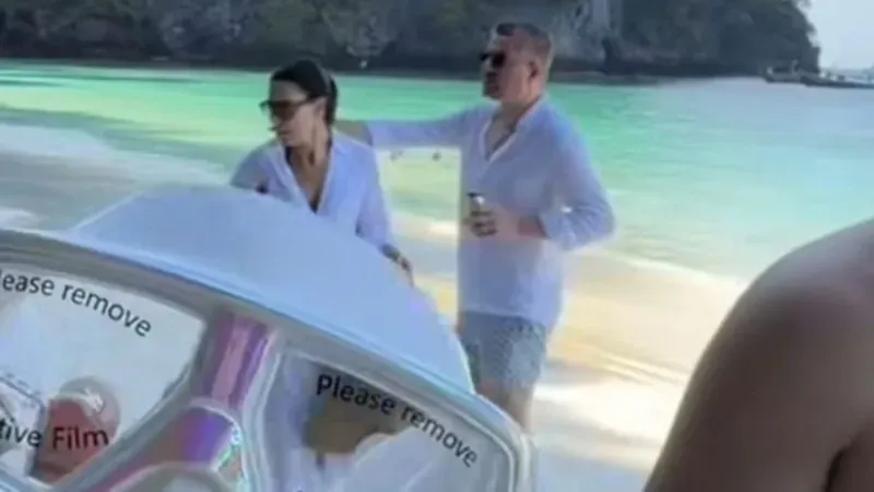 Başkan Görkem Duman ve sanatçı Sevcan Orhan'dan Phuket tatili açıklaması