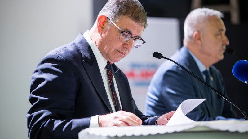 Başkan Tugay, yapay yağmur için bakanlığa başvurdu