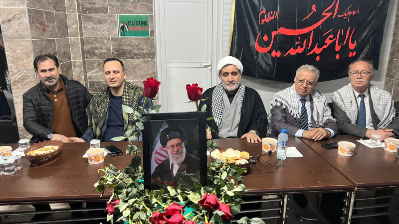 Bornova’da Hamaney için anma ve matem programı düzenlendi