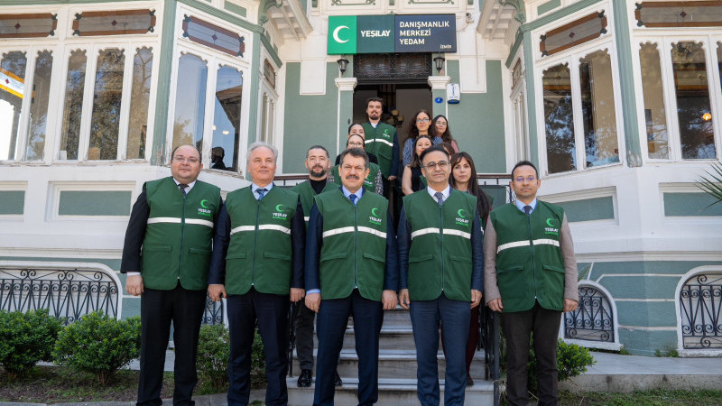 İzmir Cumhuriyet Başsavcı Yeldan Yeşilay Danışmanlık Merkezi’ni ziyaret etti