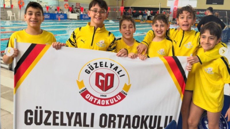 Güzelyalı Ortaokulu’ndan tarihi başarı