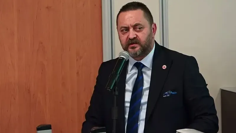 AK Partili Hasan Ünal resti çekti: 