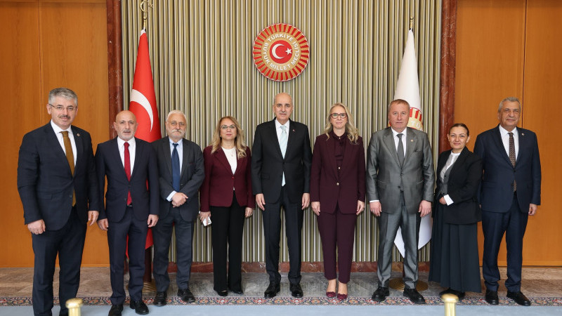 AK Partili Ceyda Bölünmez Çankırı ve ekibinden TBMM Başkanı Kurtulmuş’a ziyaret