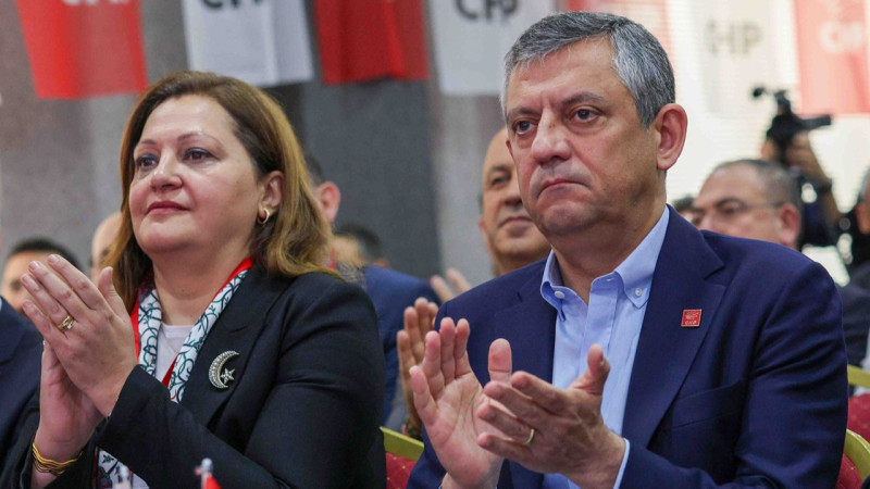 Özgür Özel’den Burcu Köksal çıkışı: 