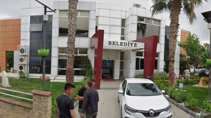 Seferihisar Belediyesi’nde rüşvet operasyonu: Belediye Başkan Yardımcısı dahil 6 gözaltı!