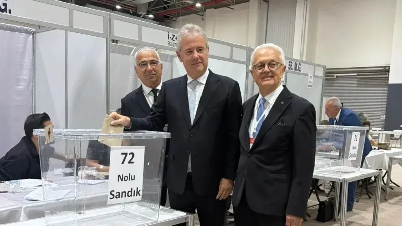 İZTO’da sandık heyecanı yükseldi: Çift listelerde kıran kırana yarış